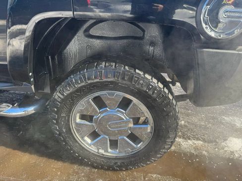 Used 2007 HUMMER H3 AWD/4WD image 16