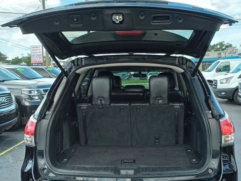 Used 2014 Nissan Pathfinder SL image 22