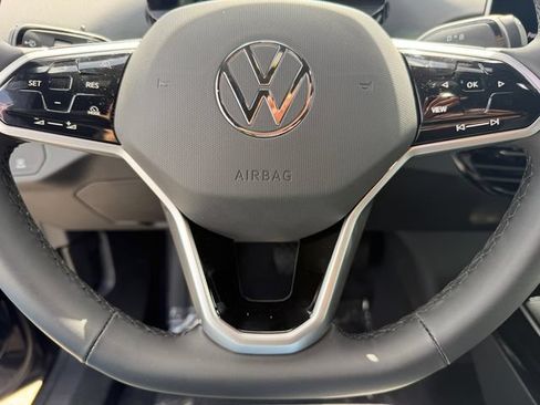 New 2026 Volkswagen ID.4 Pro AWD/4WD image 21