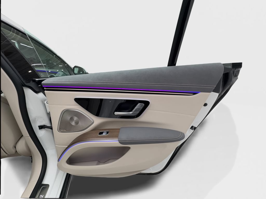 Used 2023 Mercedes-Benz EQS 450+ Sedan image 29