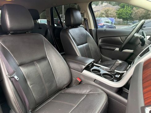 Used 2013 Ford Edge Limited w/ Driver Entry Pkg FWD image 28