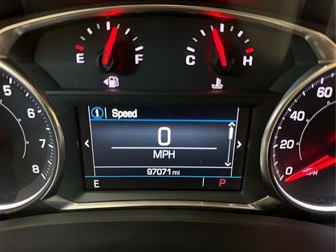 Used 2018 GMC Terrain Denali w/ Advanced Safety Package AWD/4WD image 19