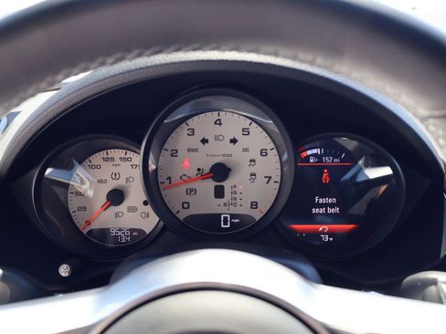 Certified 2022 Porsche 718 Boxster w/ Premium Package RWD image 16