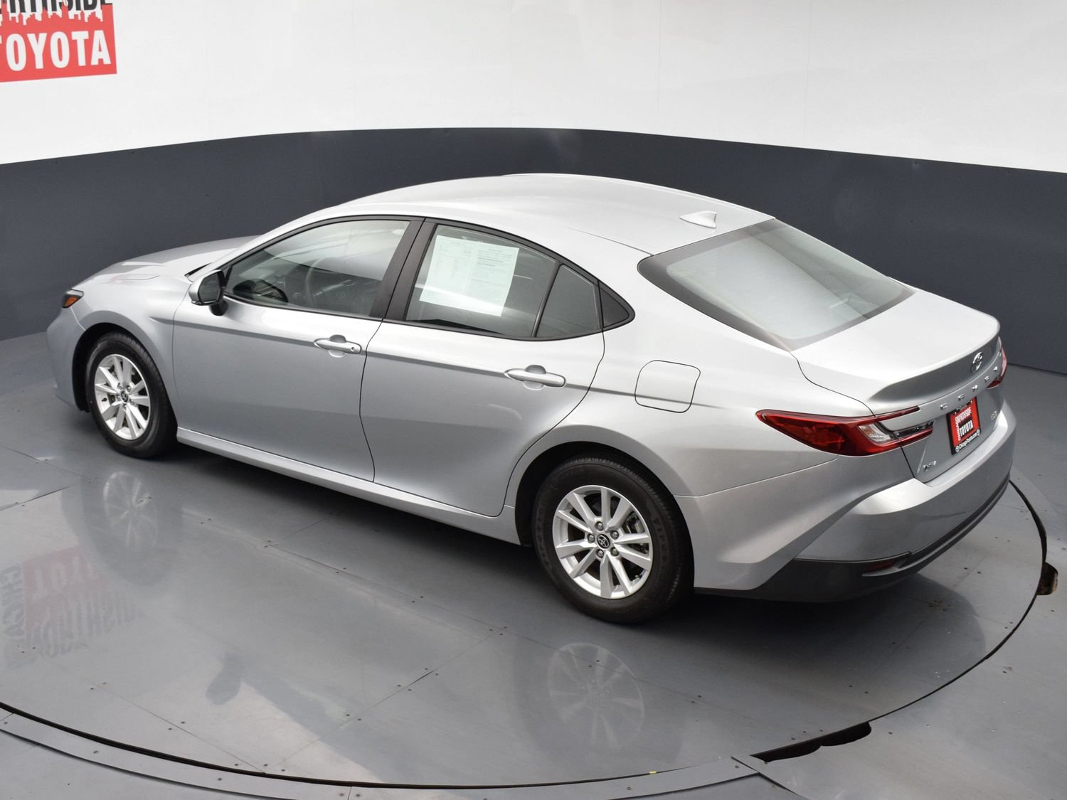 Used 2025 Toyota Camry LE FWD image 19