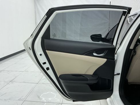 Used 2017 Honda Civic EX image 24