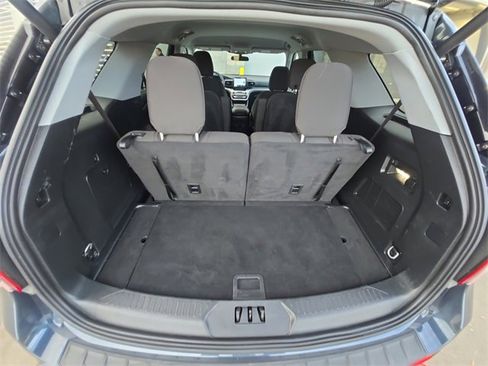 Certified 2023 Ford Explorer XLT image 17