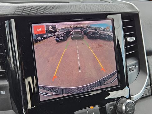 New 2026 RAM 1500 4x4 Crew Cab image 21