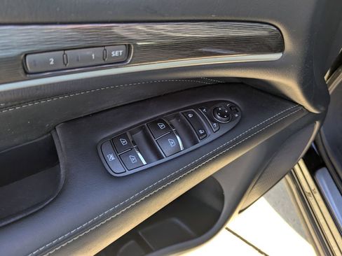 Used 2019 INFINITI QX60 Luxe w/ Essential Package image 7