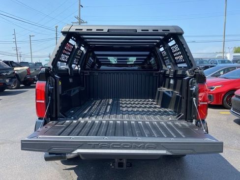 New 2025 Toyota Tacoma TRD Off-Road AWD/4WD image 9