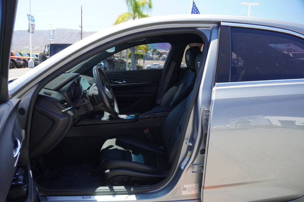 Used 2023 Cadillac CT4 Luxury w/ Cold Weather Package RWD image 27