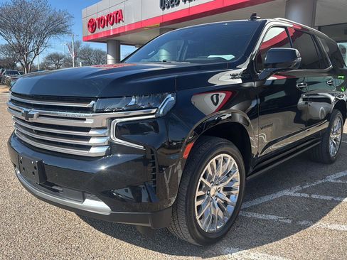 Used 2024 Chevrolet Tahoe High Country w/ Advanced Technology Package image 10