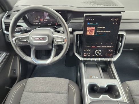 Used 2025 GMC Acadia Elevation image 27