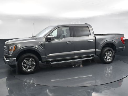 Used 2023 Ford F150 Lariat image 4