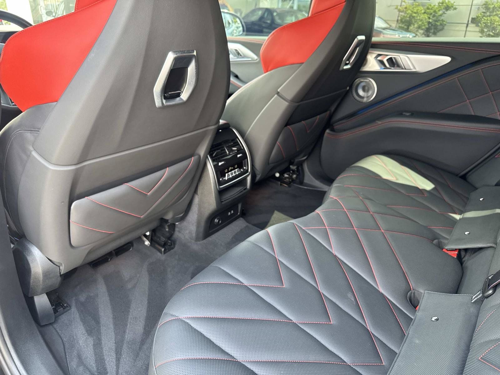 Used 2024 BMW XM Label Red AWD/4WD image 9