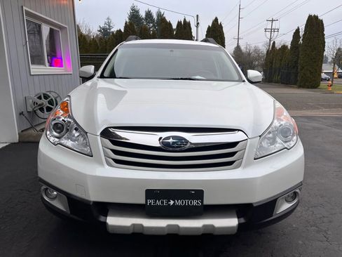 Used 2012 Subaru Outback 3.6R Limited w/ Moonroof Pkg image 5