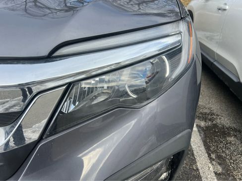 Used 2022 Honda Pilot EX-L image 5