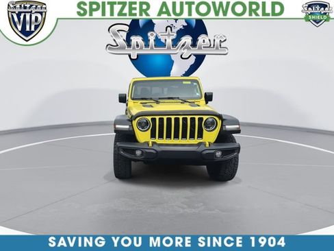 Used 2023 Jeep Gladiator Rubicon w/ LED Lighting Group AWD/4WD image 3