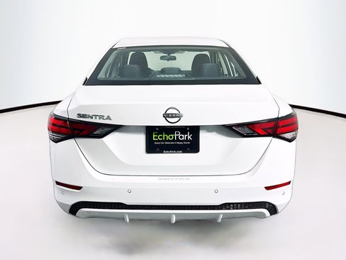 Used 2024 Nissan Sentra S image 7