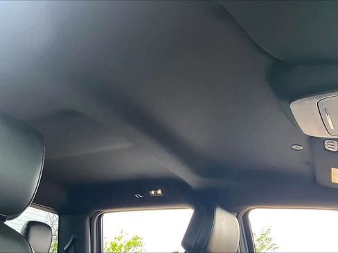 Used 2022 Ford F150 Lariat image 13