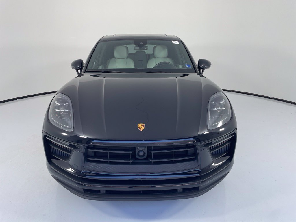 Used 2023 Porsche Macan S AWD/4WD image 9