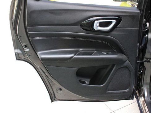 Certified 2022 Jeep Compass Latitude AWD/4WD image 30
