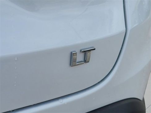 New 2026 Chevrolet Trax LT image 10