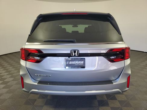 New 2026 Honda Odyssey EX-L image 5