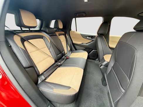 New 2026 Chevrolet Equinox ACTIV w/ Safety and Technology Package AWD/4WD image 29