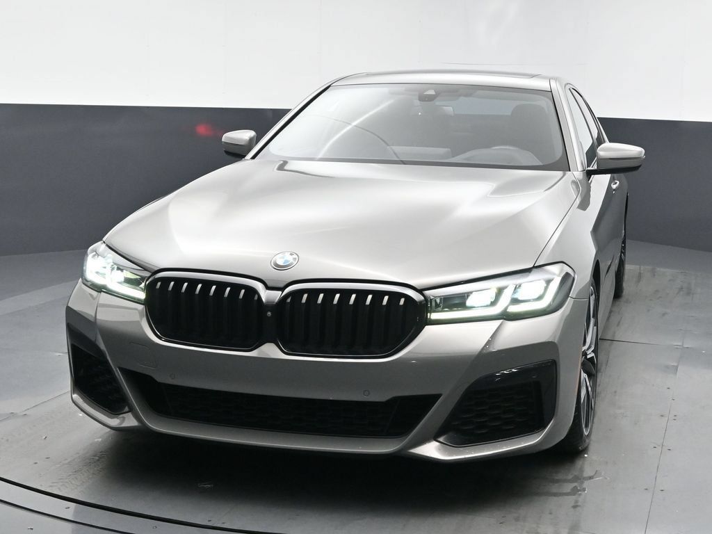 Used 2022 BMW M550i xDrive w/ Premium Package AWD/4WD image 1