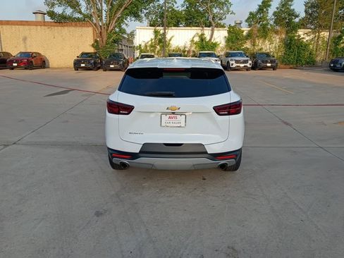 Used 2025 Chevrolet Blazer LT image 8