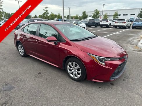 Used 2023 Toyota Corolla LE FWD image 3