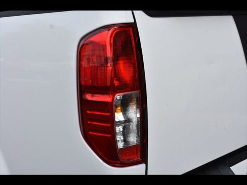 Used 2019 Nissan Frontier S image 46