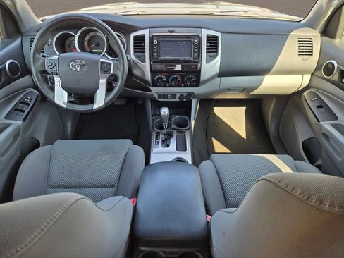 Used 2015 Toyota Tacoma PreRunner w/ TRD Sport Package RWD image 15