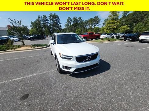 Used 2019 Volvo XC40 T5 Momentum AWD/4WD image 3
