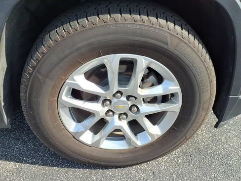Used 2019 Chevrolet Traverse LT AWD/4WD image 18