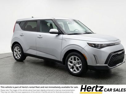 Used 2025 Kia Soul LX w/ LX Technology Package