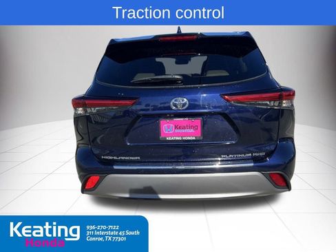 Used 2023 Toyota Highlander Platinum image 7