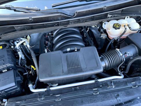 Used 2024 GMC Yukon Denali w/ Advanced Technology Package AWD/4WD image 30