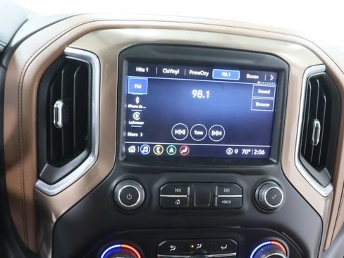 Used 2022 Chevrolet Silverado 3500 High Country AWD/4WD image 11