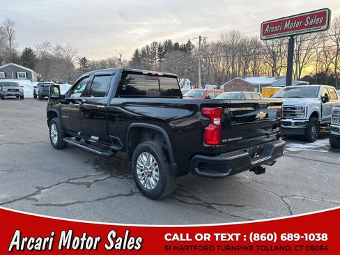 Used 2022 Chevrolet Silverado 2500 High Country w/ Z71 Off-Road Package image 3