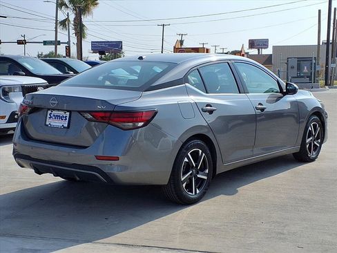 Used 2024 Nissan Sentra SV image 7