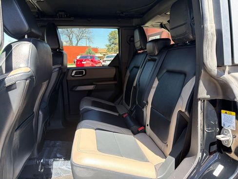Used 2022 Ford Bronco Wildtrak AWD/4WD image 16