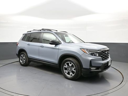 Certified 2023 Honda Passport TrailSport image 4