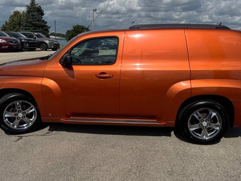 Used 2008 Chevrolet HHR LS FWD image 6