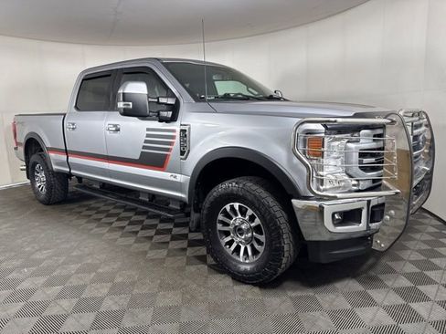 Certified 2022 Ford F250 Lariat w/ Lariat Ultimate Package AWD/4WD image 1