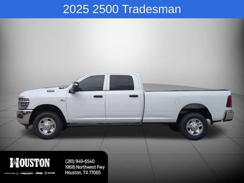 New 2025 RAM 2500 Tradesman AWD/4WD image 5