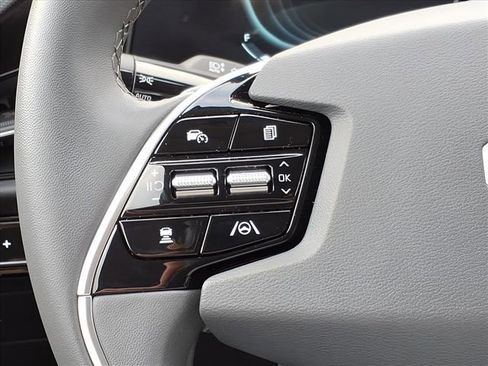 Used 2024 Kia Niro EX image 28