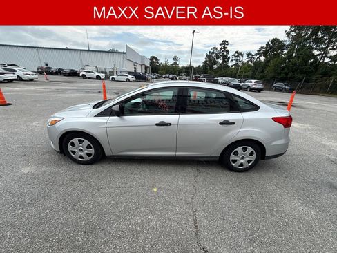 Used 2016 Ford Focus S FWD image 5