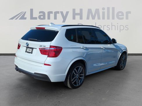 Used 2017 BMW X3 xDrive28i image 5