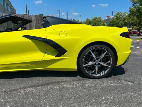 Used 2022 Chevrolet Corvette Stingray Convertible w/ Battery Protection Package image 23
